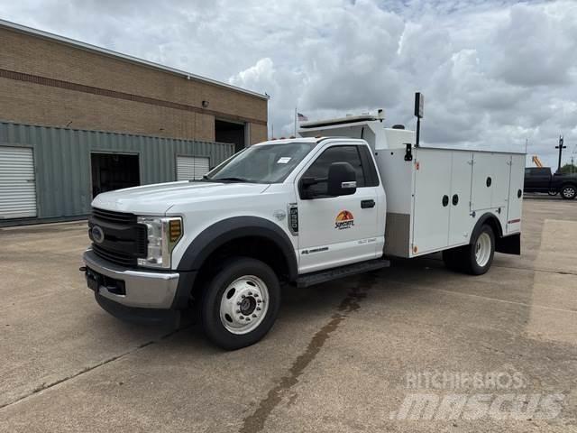 Ford F-550 Work Trucks / Municipal