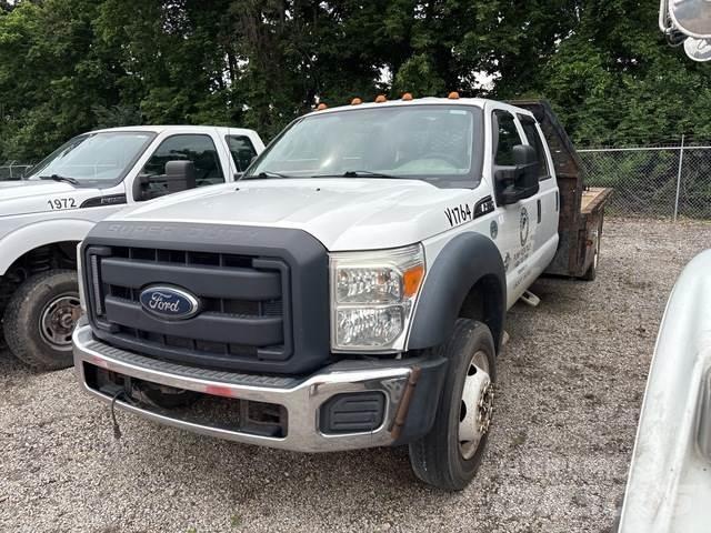 Ford F-550 Flatbed Trucks