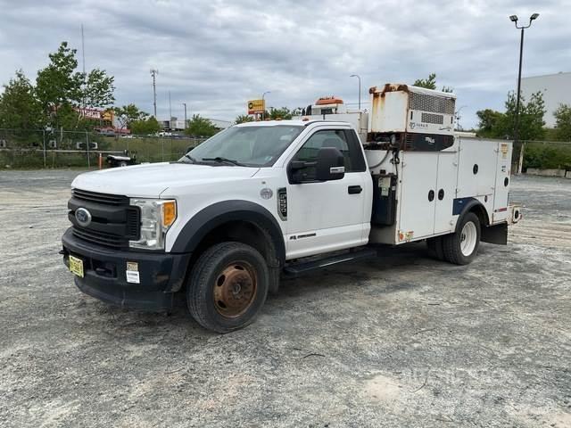 Ford F-550 Work Trucks / Municipal