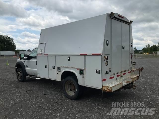 Ford F-550 Pickup Trucks