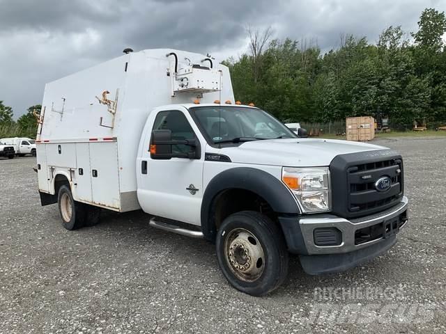 Ford F-550 Pickup Trucks