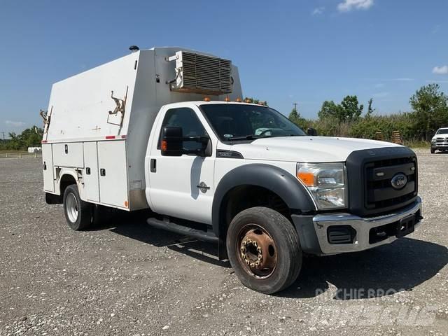 Ford F-550 Pickup Trucks