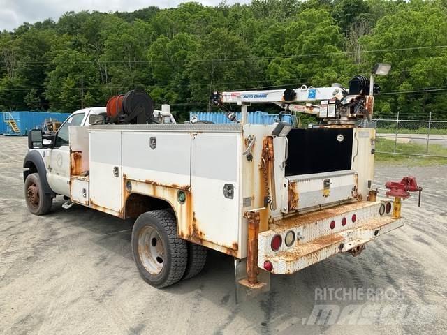 Ford F-550 Work Trucks / Municipal