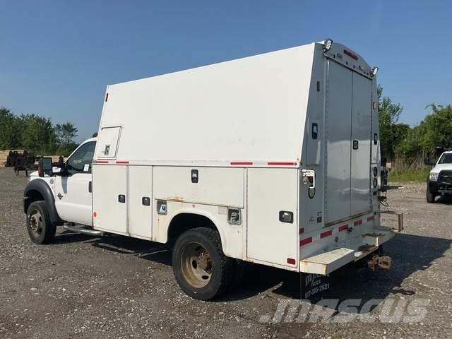 Ford F-550 Pickup Trucks