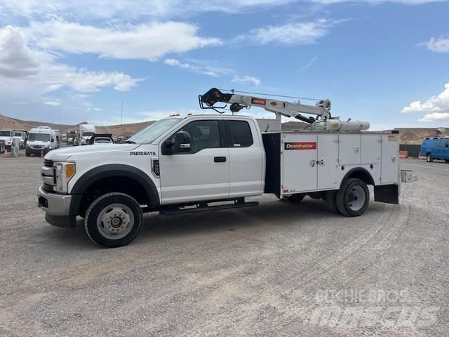 Ford F-550 Work Trucks / Municipal