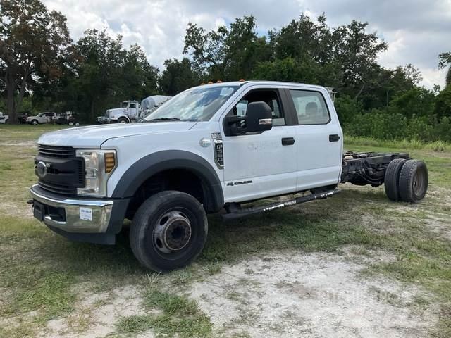 Ford F-550 Cabins and interior