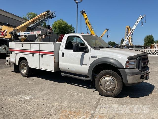 Ford F-550 Work Trucks / Municipal