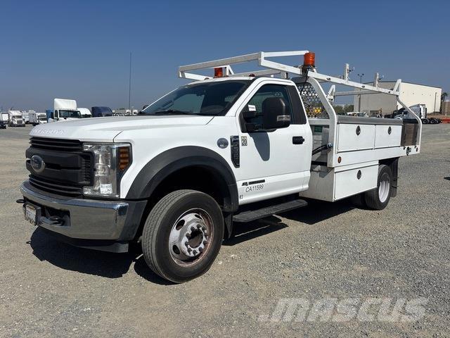 Ford F-550 Flatbed Trucks