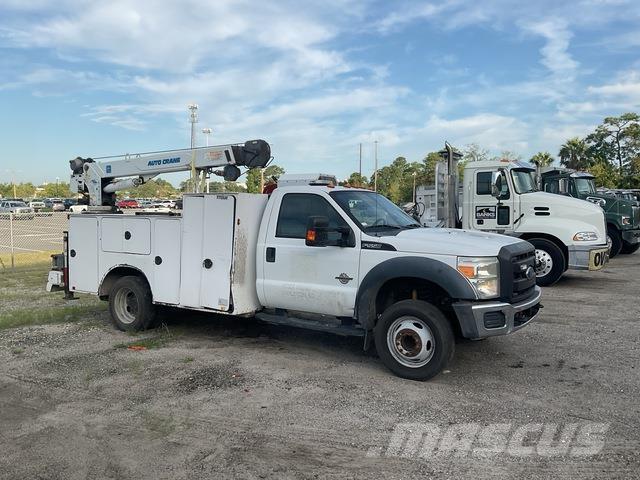 Ford F-550 Work Trucks / Municipal
