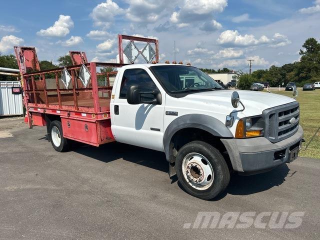 Ford F-550 Flatbed Trucks