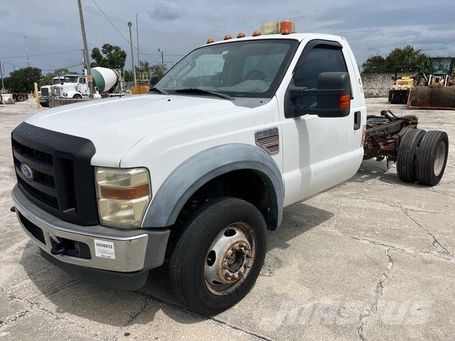 Ford F-550 Cabins and interior