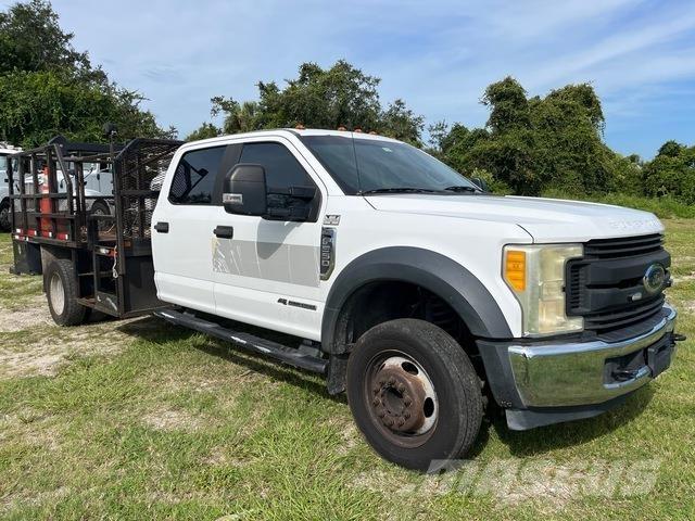 Ford F-550 Pickup Trucks