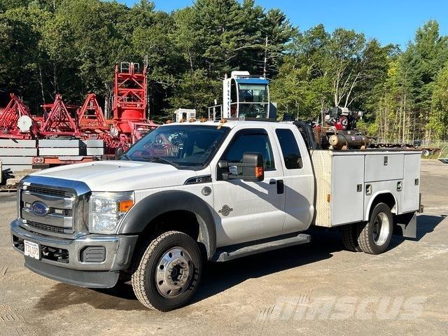 Ford F-550 Pickup Trucks