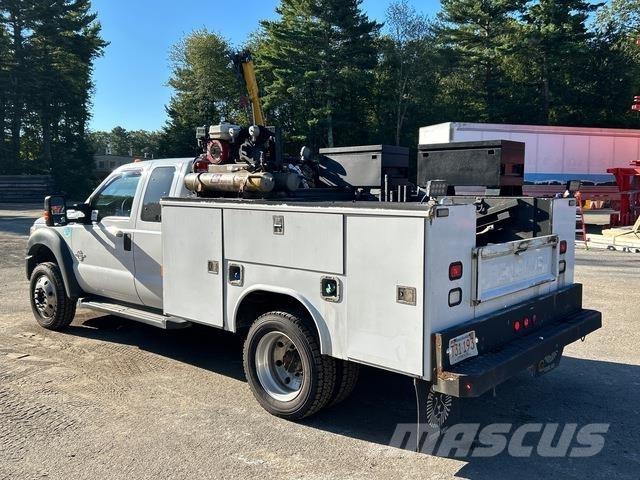 Ford F-550 Pickup Trucks