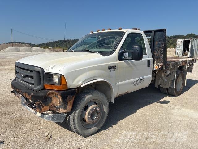 Ford F-550 Flatbed Trucks