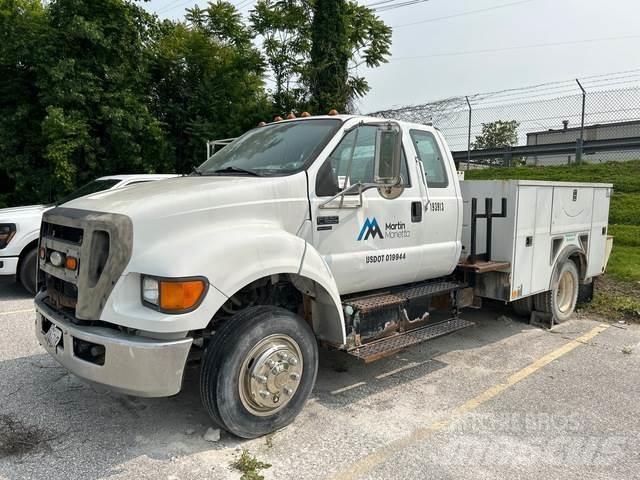 Ford F-650 Work Trucks / Municipal