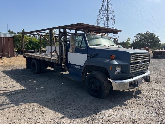 Ford F-700 Flatbed Trucks