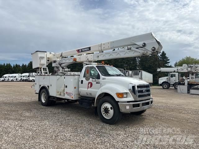 Ford F-750 Truck Mounted Aerial Platforms
