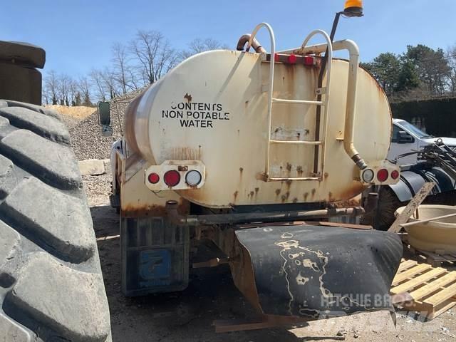 Ford F-750 Water Tankers
