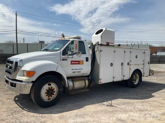 Ford F-750 Work Trucks / Municipal