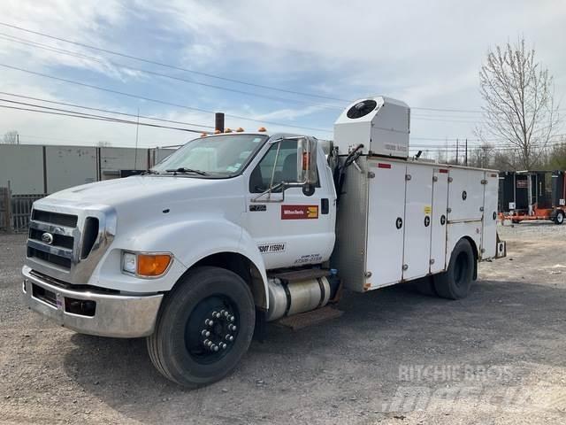 Ford F-750 Work Trucks / Municipal