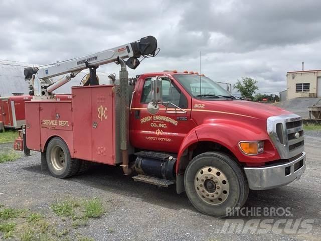 Ford F-750 Work Trucks / Municipal