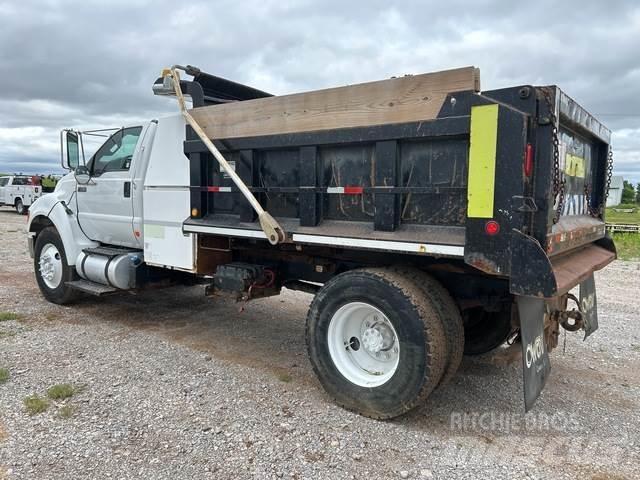 Ford F-750 Dump Trucks