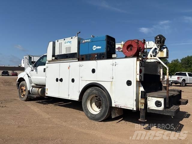 Ford F-750 Work Trucks / Municipal