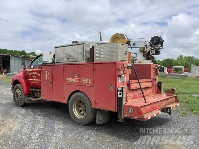 Ford F-750 Work Trucks / Municipal