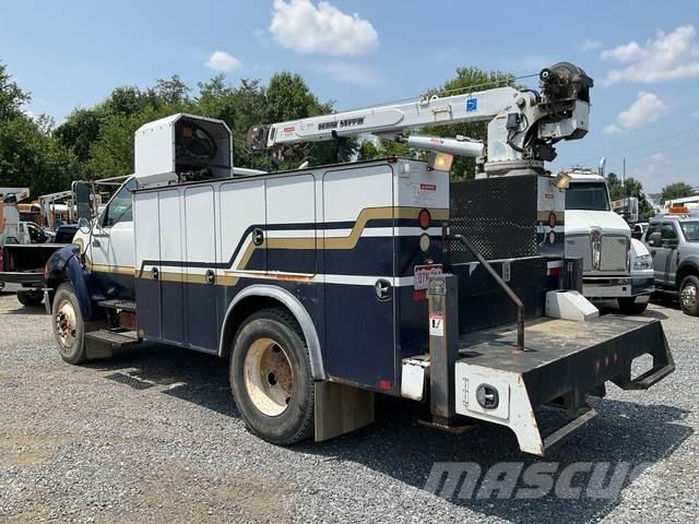Ford F-750 Work Trucks / Municipal