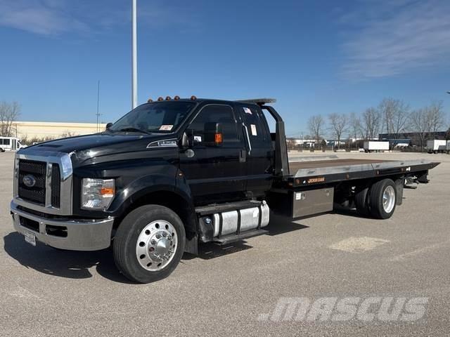 Ford F-750 Tow Trucks / Wreckers