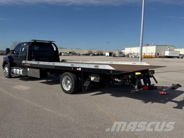 Ford F-750 Tow Trucks / Wreckers