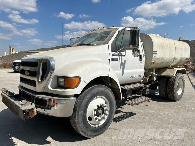 Ford F-750 Water Tankers