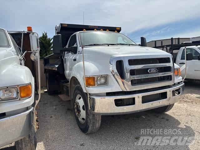 Ford F-750XL Dump Trucks