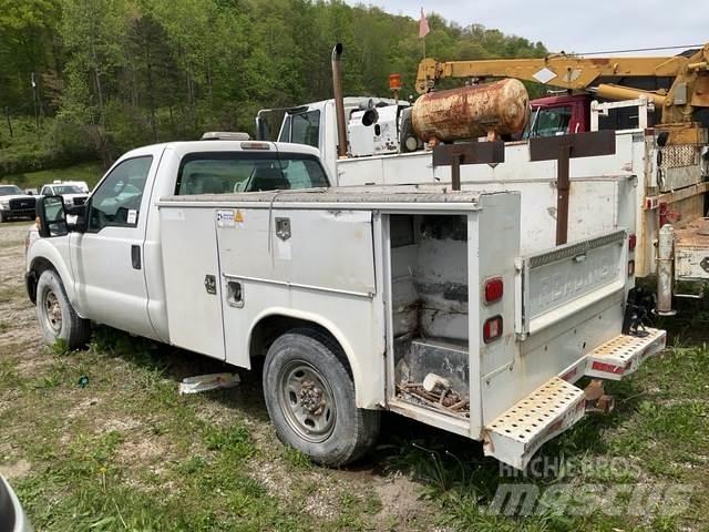 Ford F250 Pickup Trucks