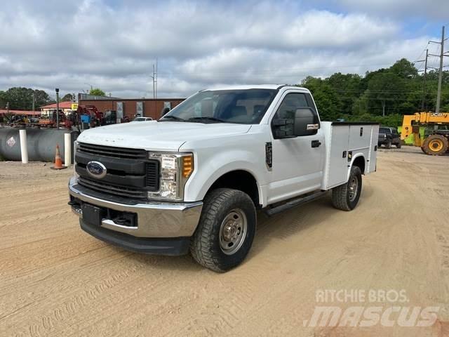 Ford F250 Pickup Trucks