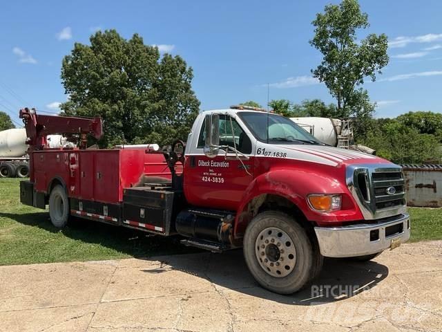 Ford F750 Work Trucks / Municipal