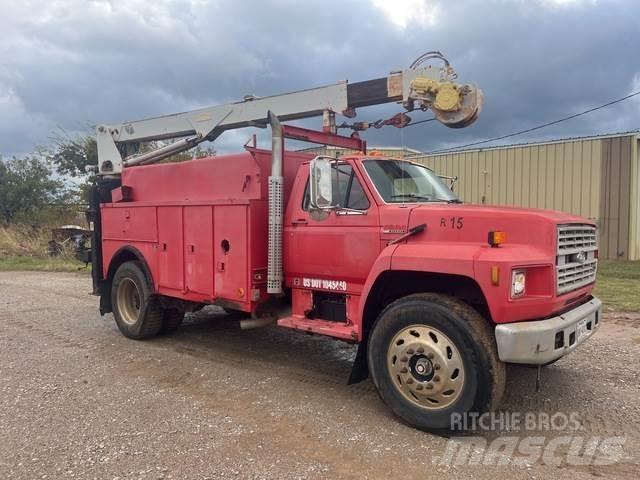 Ford F800 Pickup Trucks