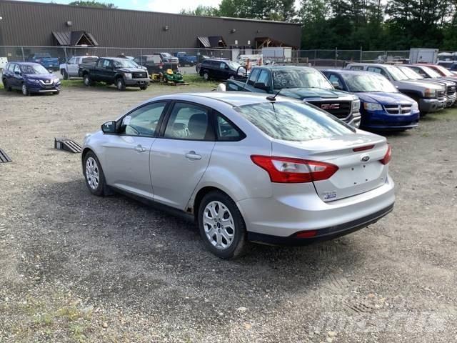 Ford Focus SE Automobiles / SUVS