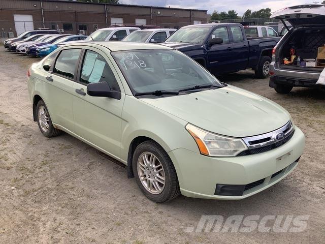 Ford Focus SE Automobiles / SUVS