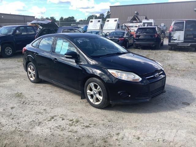 Ford Focus SE Automobiles / SUVS