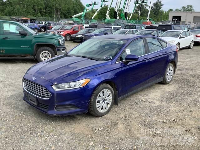 Ford Fusion S Automobiles / SUVS