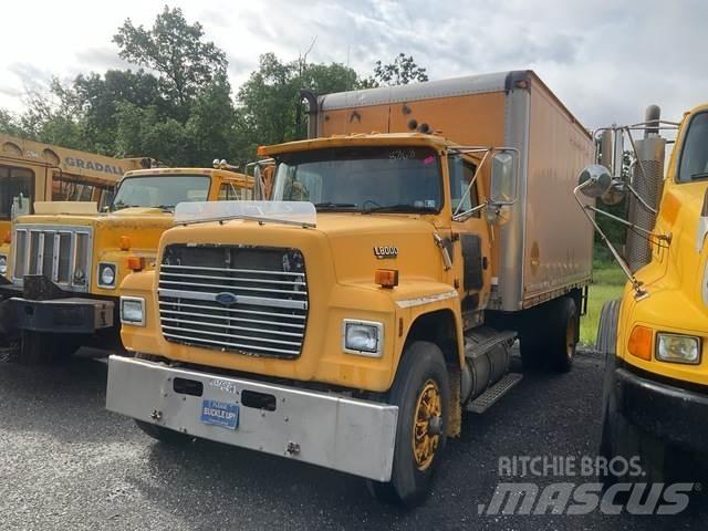 Ford L8000F Box trucks