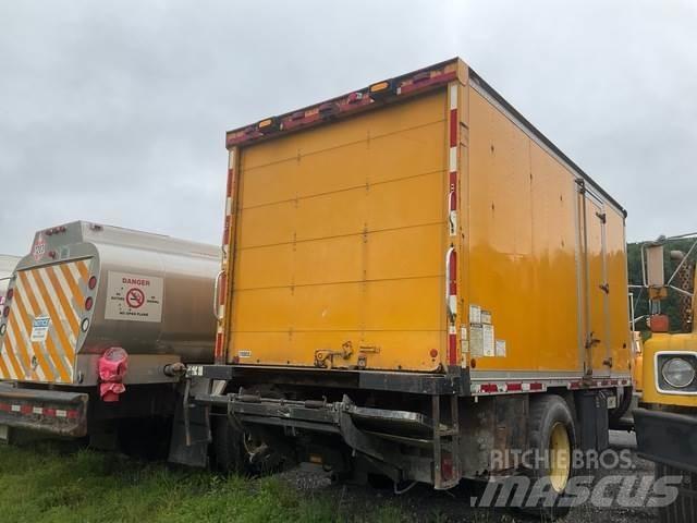 Ford L8000F Box trucks