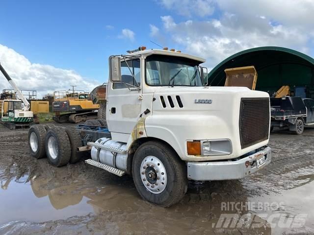 Ford L9000 Other