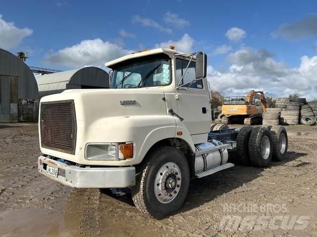 Ford L9000 Other