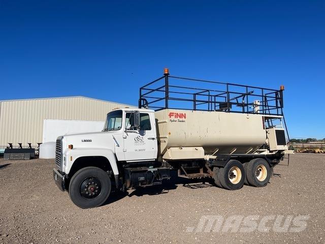 Ford L9000 Farm Equipment - Others