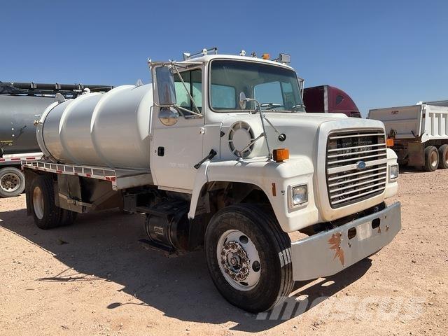 Ford LN8000F Vacuum Trucks