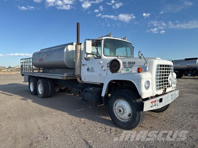 Ford LT8000 Tank Trucks