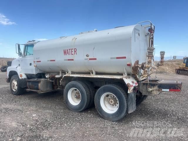 Ford LTS8000 Water Tankers